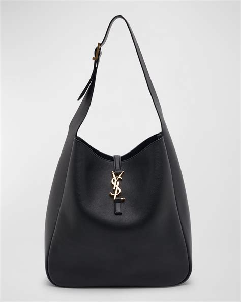 yves saint laurent val d'europe|Saint Laurent Le 5 A 7 .